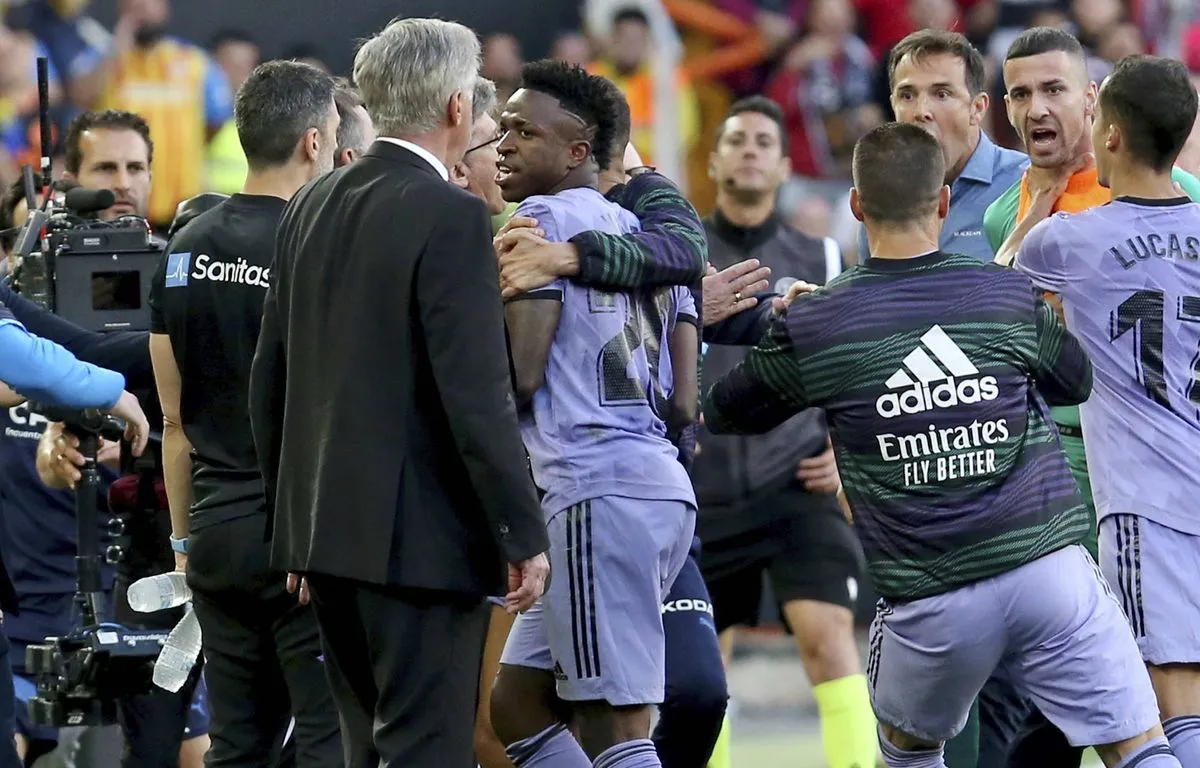 Football : Vinicius auditionné par un juge à Valence dans l'affaire des insultes racistes au football