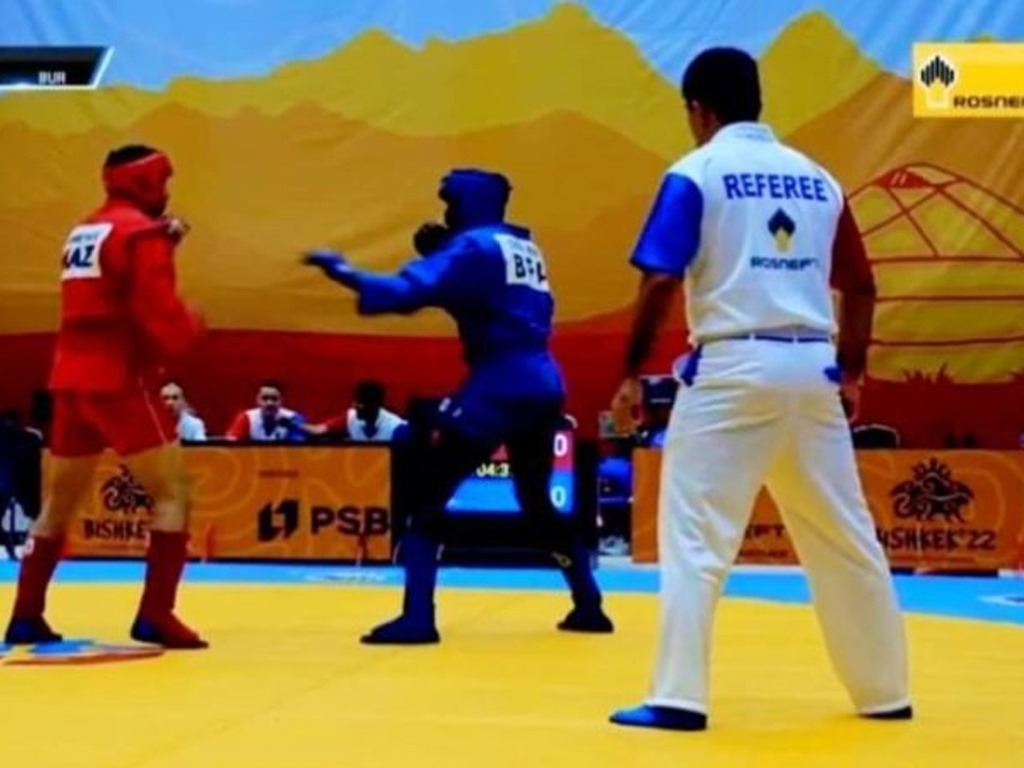 Israël MANO termine 5e de sa catégorie au championnat du monde de Sambo