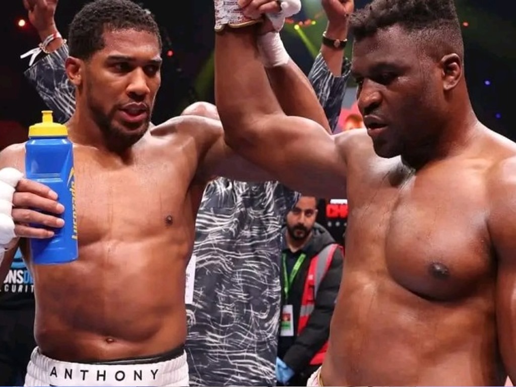 Boxe : Anthony Joshua met KO Francis Ngannou au 2ème Round dans un combat épique