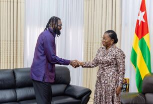 Togo : Sheyi Emmanuel Adébayor annonce la construction de logements sociaux à Lavié pour "les futurs leaders de l'agro-industrie togolaise"