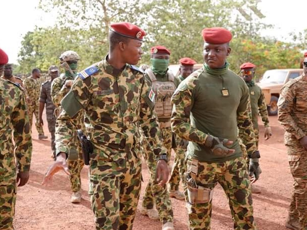 Burkina Faso/ Bonne Gouvernance : Le Président Ibrahim Traoré instaure une coopérative d’épargne et de crédit pour les Forces de défense et de sécurité